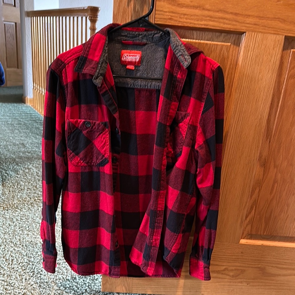 Men’s Red and Black Plaid Shirt